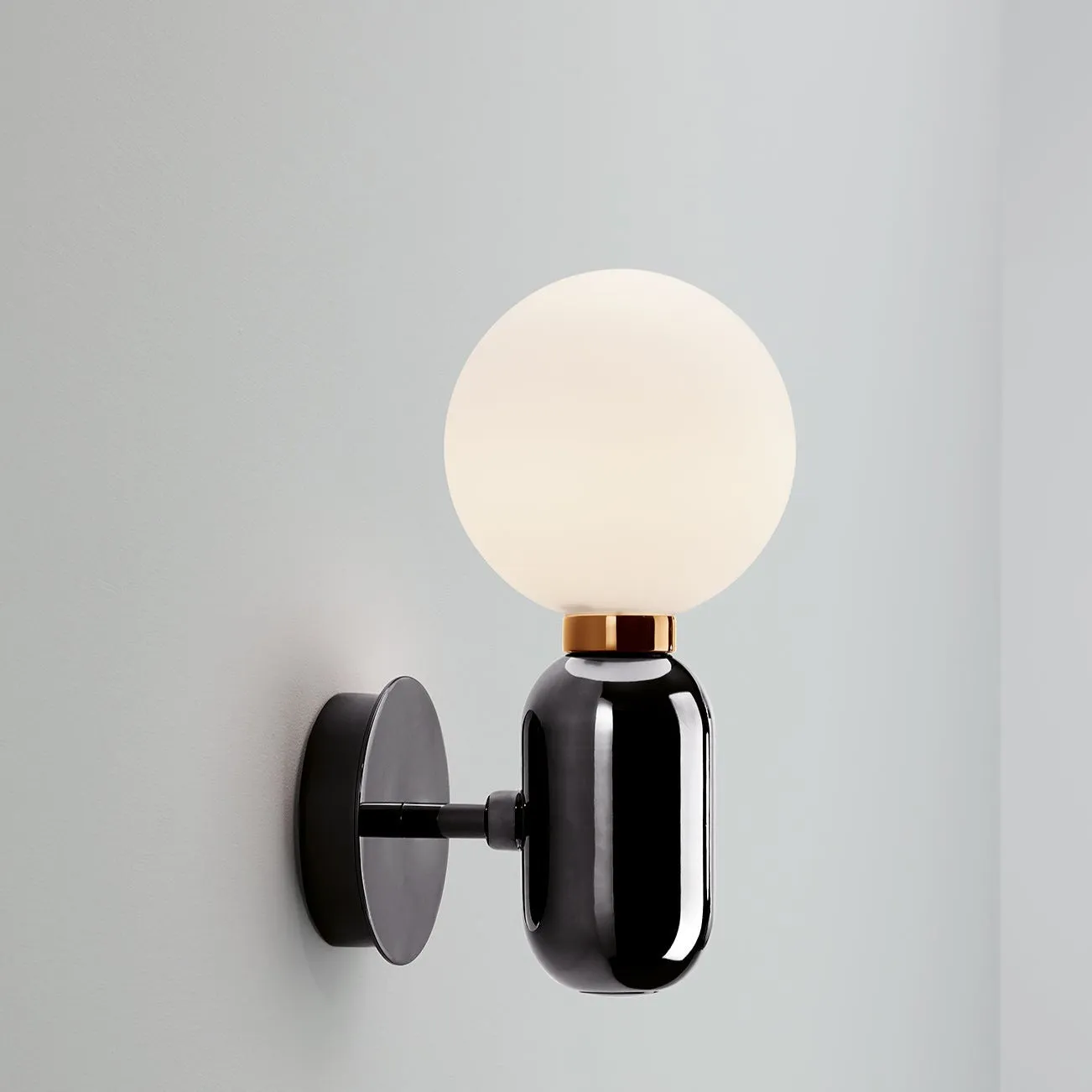 ABALLS Wall Lamp