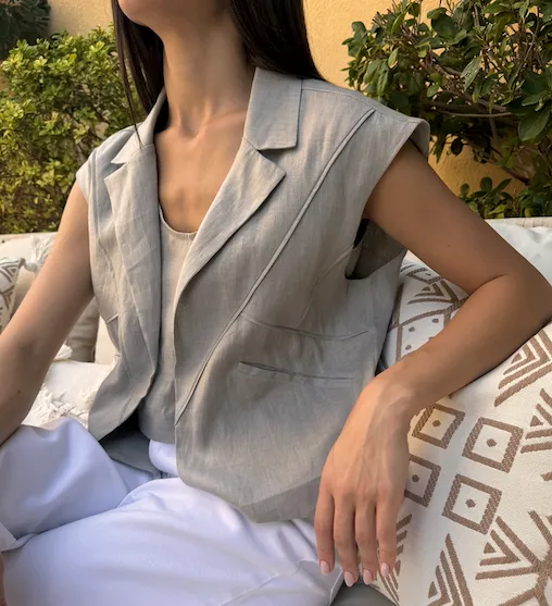 Asymmetric Cropped Vest- Grey