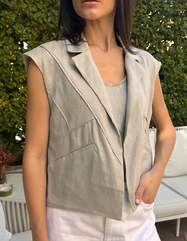 Asymmetric Cropped Vest- Grey
