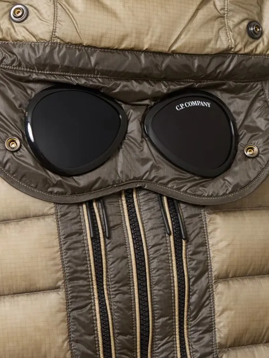 C.P. Company   D.D. Shell goggle down jacket 