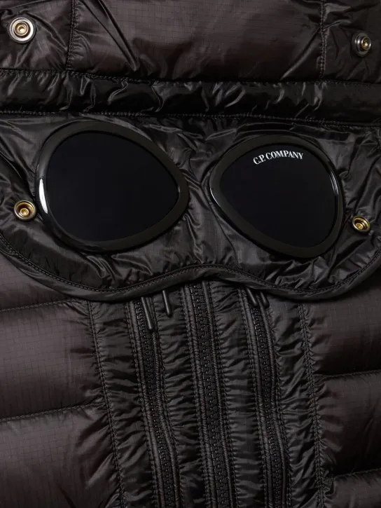 C.P. Company   D.D. Shell goggle down jacket 