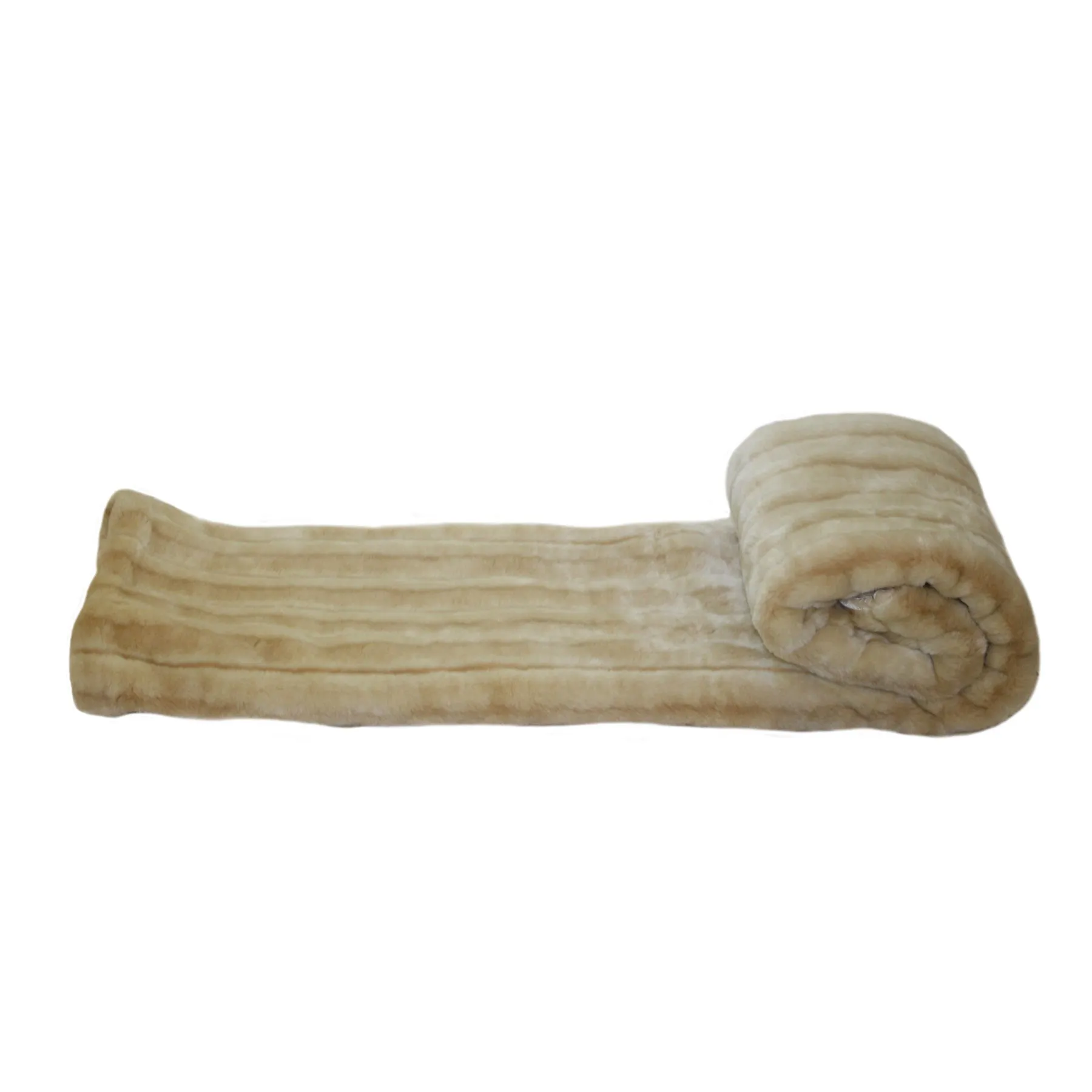 Fur Throw 'Beaver Lioness'