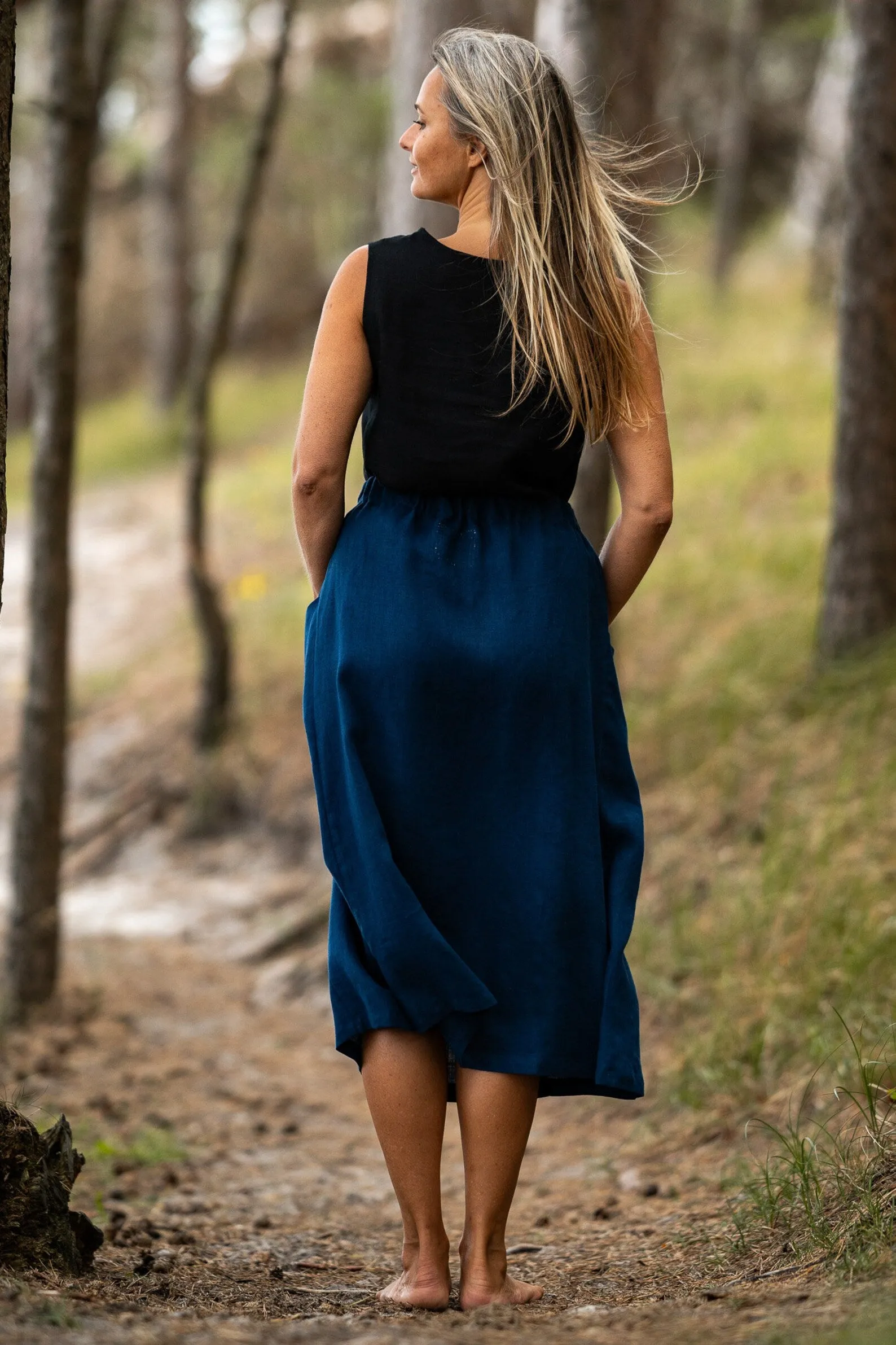 High Waist Deep Pockets MIDI Linen Skirt In Midnight Blue