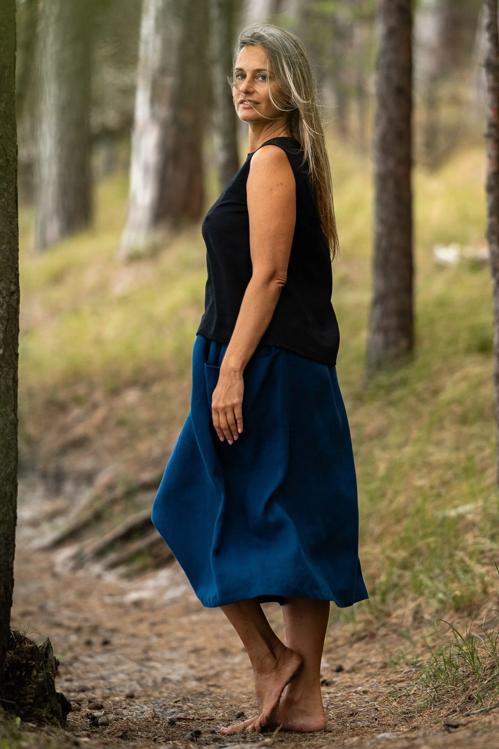 High Waist Deep Pockets MIDI Linen Skirt In Midnight Blue