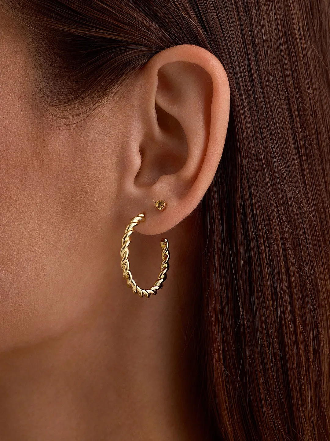 Large Twist Hoops