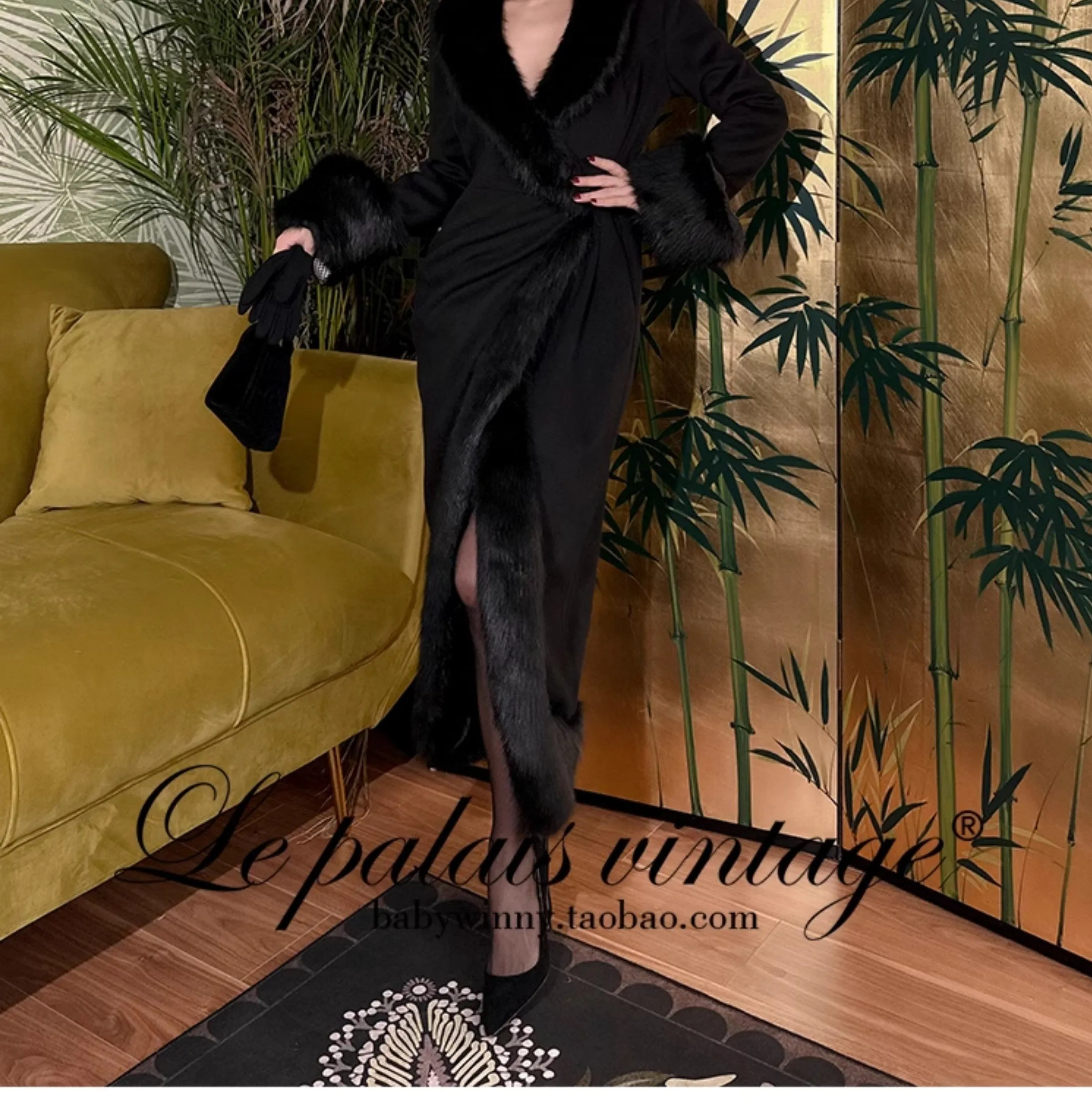 Le Palais Vintage Elegant Black Long Sleeves V-Neck Fox Fur Collar Wrap Jacket-Debra