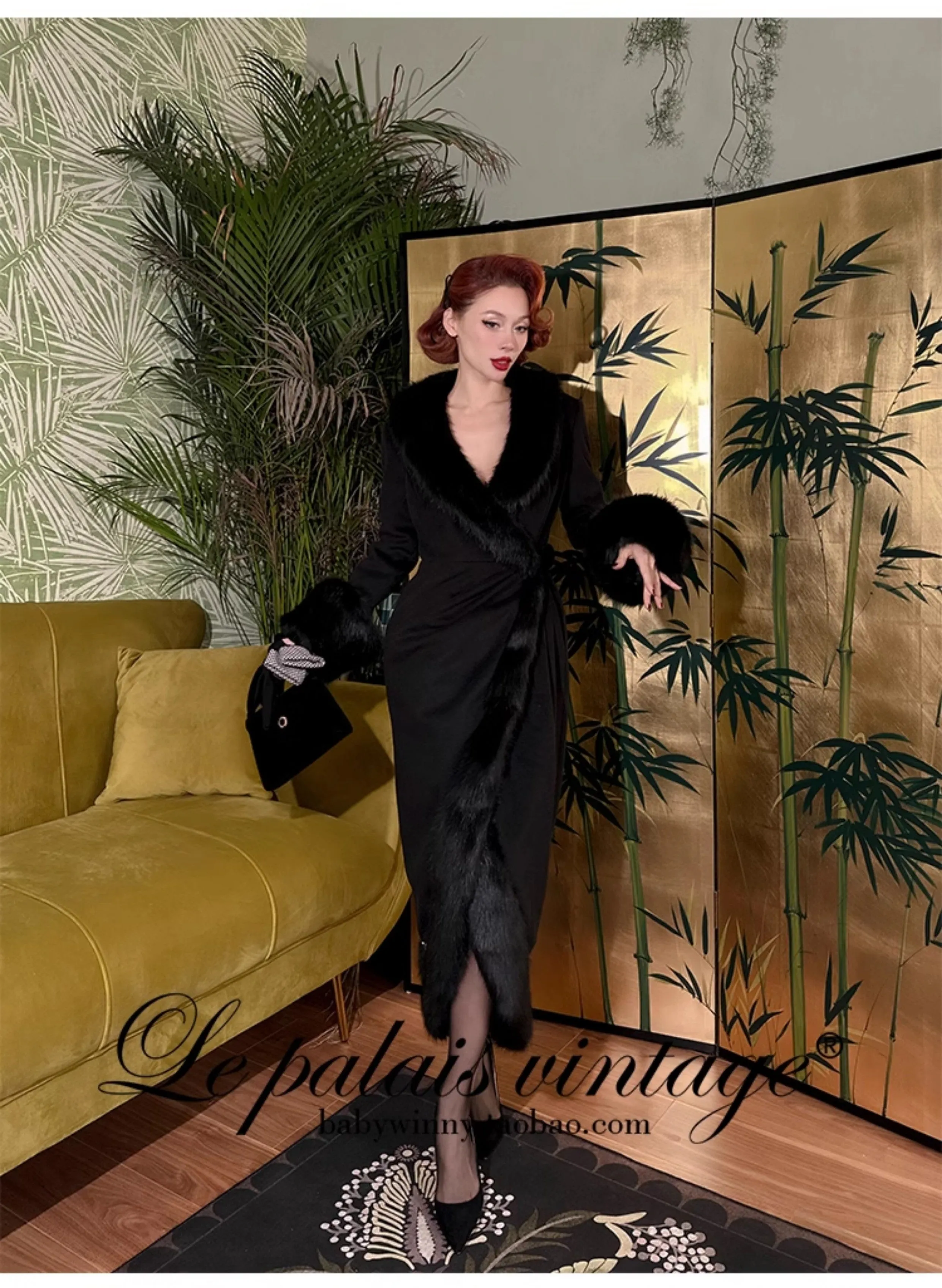 Le Palais Vintage Elegant Black Long Sleeves V-Neck Fox Fur Collar Wrap Jacket-Debra