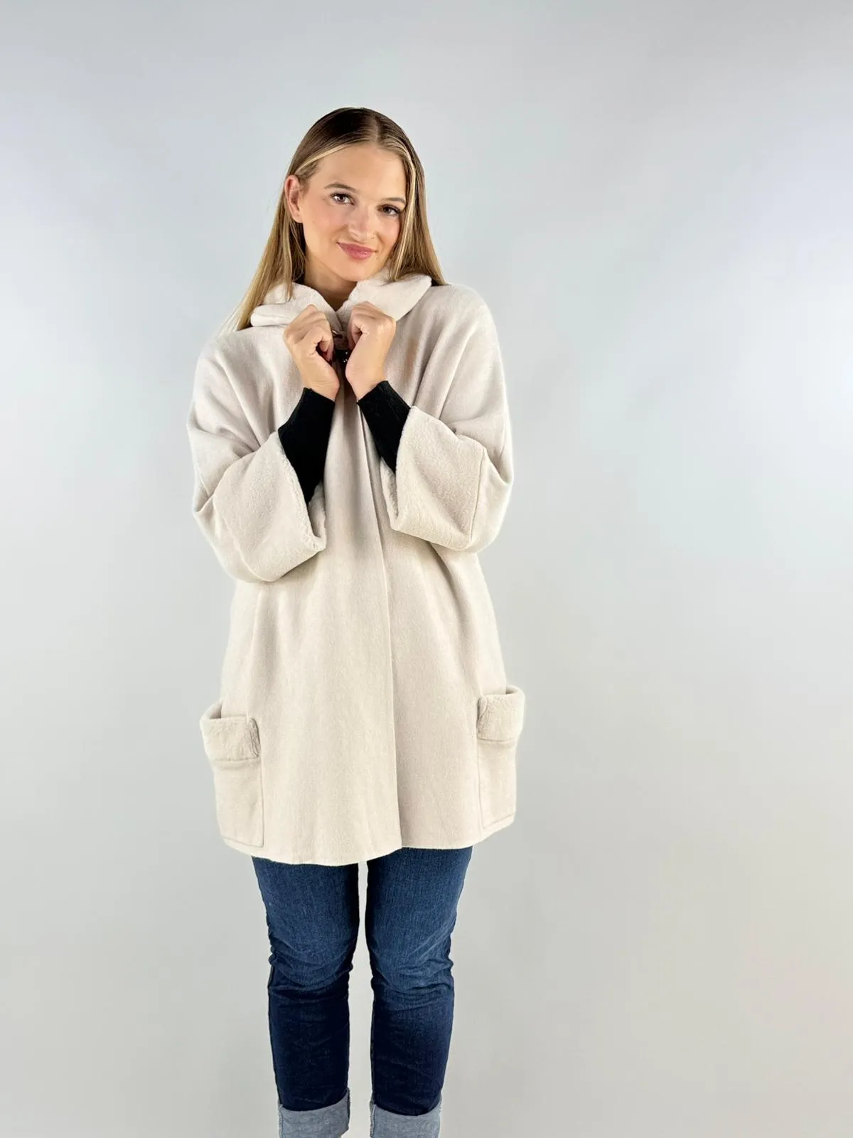 Luxury Faux Fur Collar Cardigan