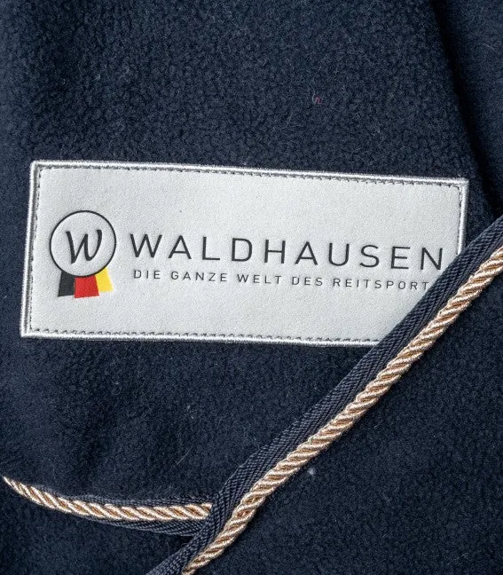 MODERN ROSÉ FLEECE RUG by Waldhausen