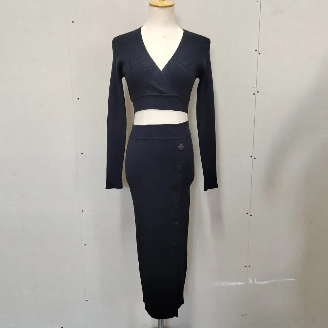 Pre Order: Long Sleeved V-Neck Cropped Top   Button Split Skirt Set