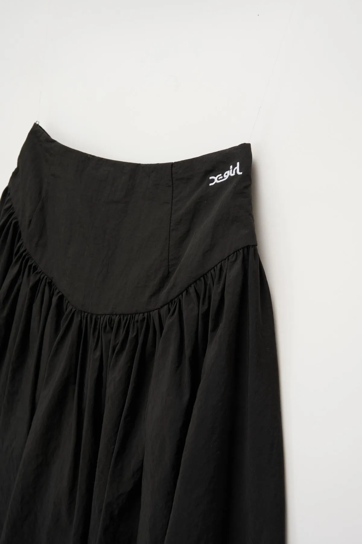SOFIA MIDI SKIRT - Black
