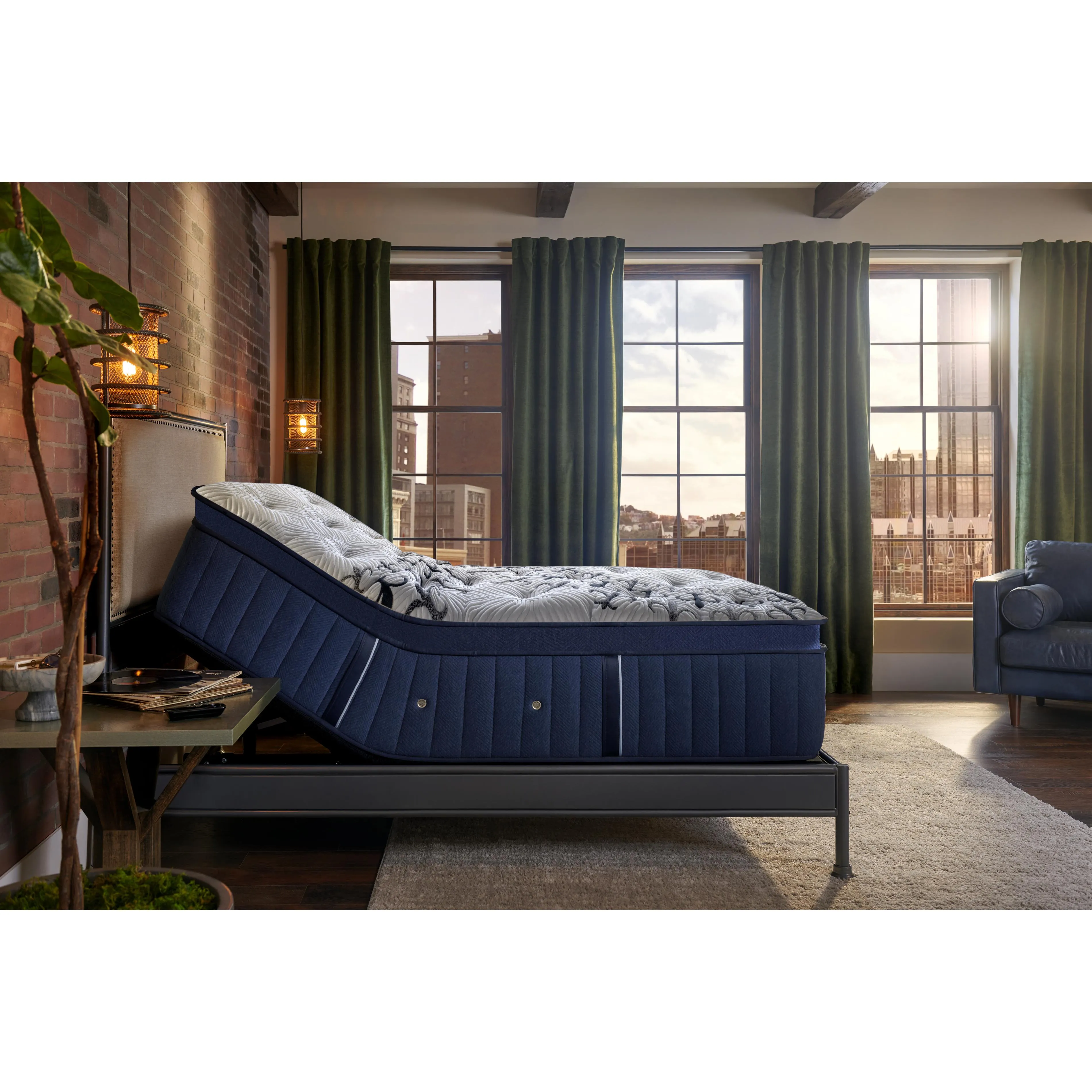 Stearns & Foster Mon Amour Plush Euro Top Mattress (Queen)