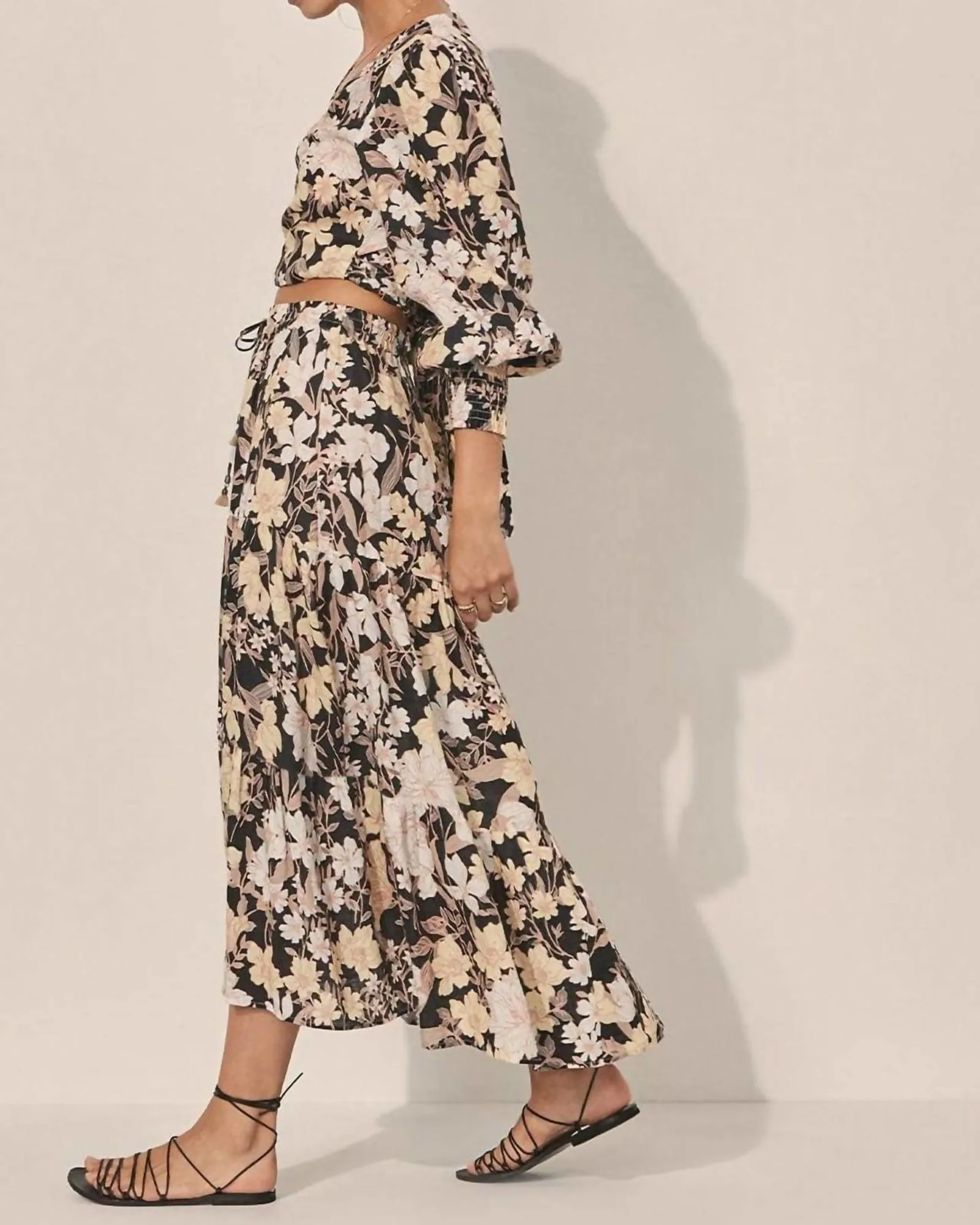 Women'S Delilah Tiered Midi Skirt In Black Floral | Black Floral