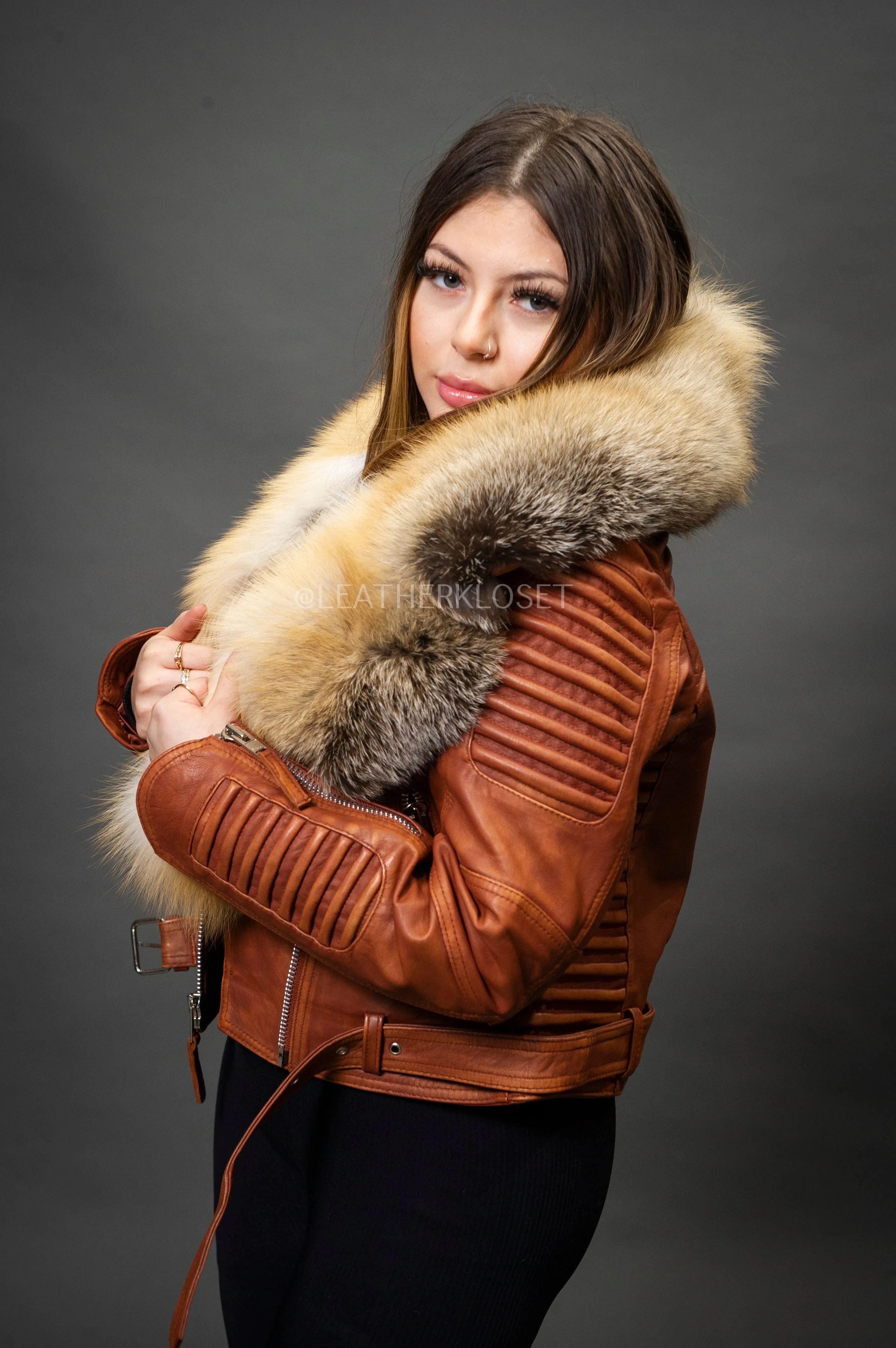 Women's Trey Biker Caramel Crunch Oversized Fox Collar [Golden Island]